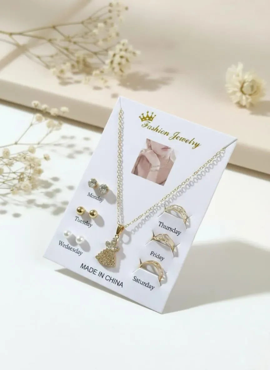 7 Pcs Gift Pack Modern Design Gold Plated Crystal Pendant Set