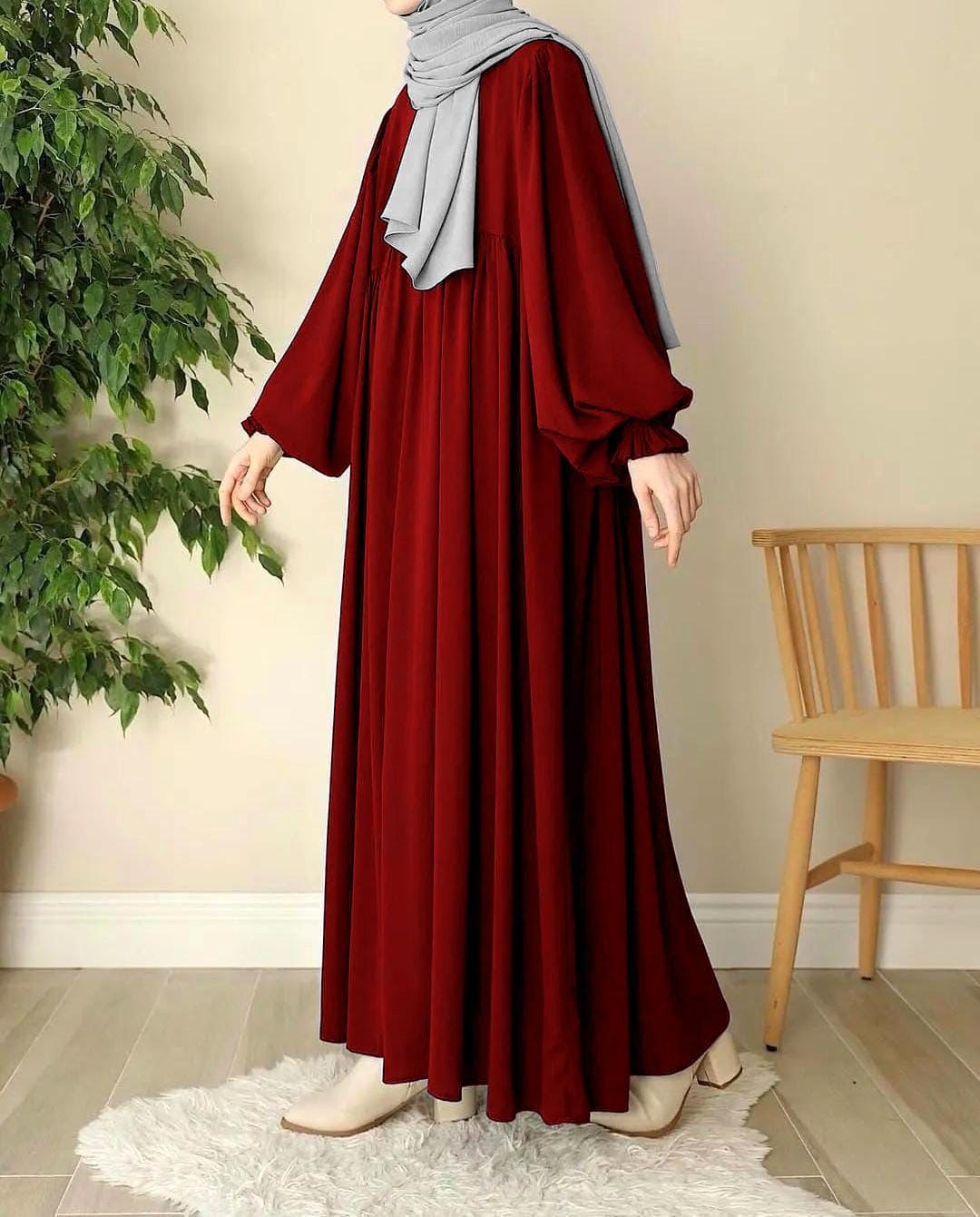Front Platted Gum Zip Abaya With Stoller